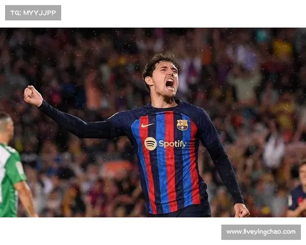 巴萨后卫克里斯滕森训练中左膝前十字韧带撕裂,将保守治疗